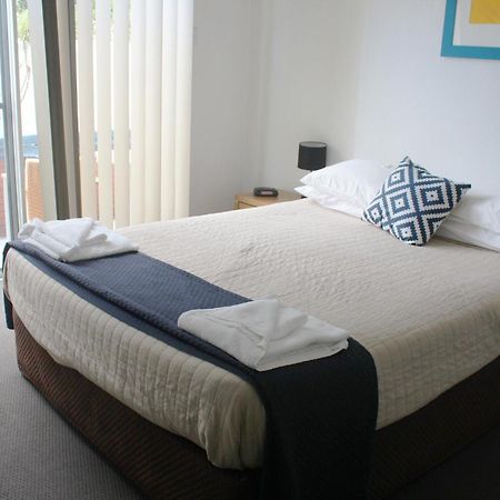 Oceanside Hawks Nest Hotel Bagian luar foto
