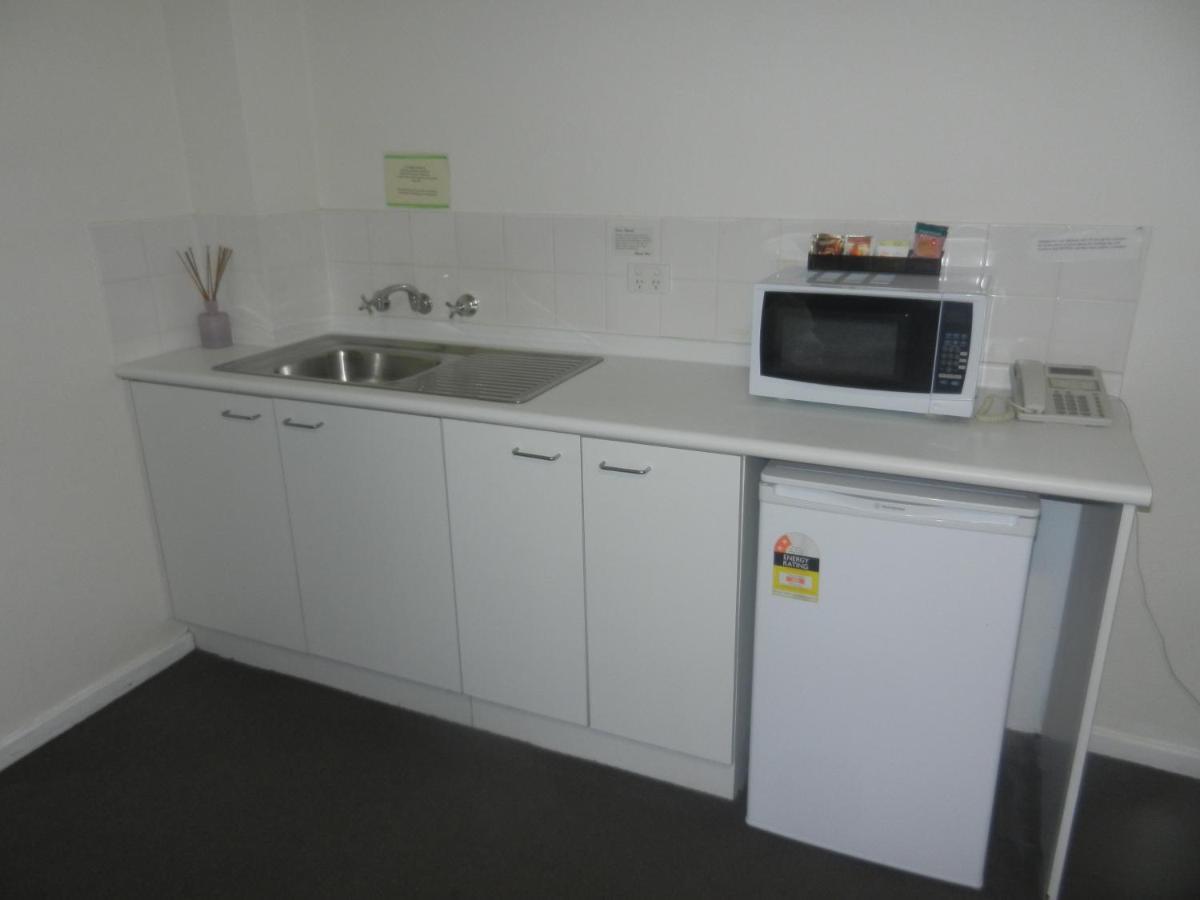 Oceanside Hawks Nest Hotel Bagian luar foto