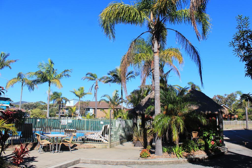 Oceanside Hawks Nest Hotel Bagian luar foto